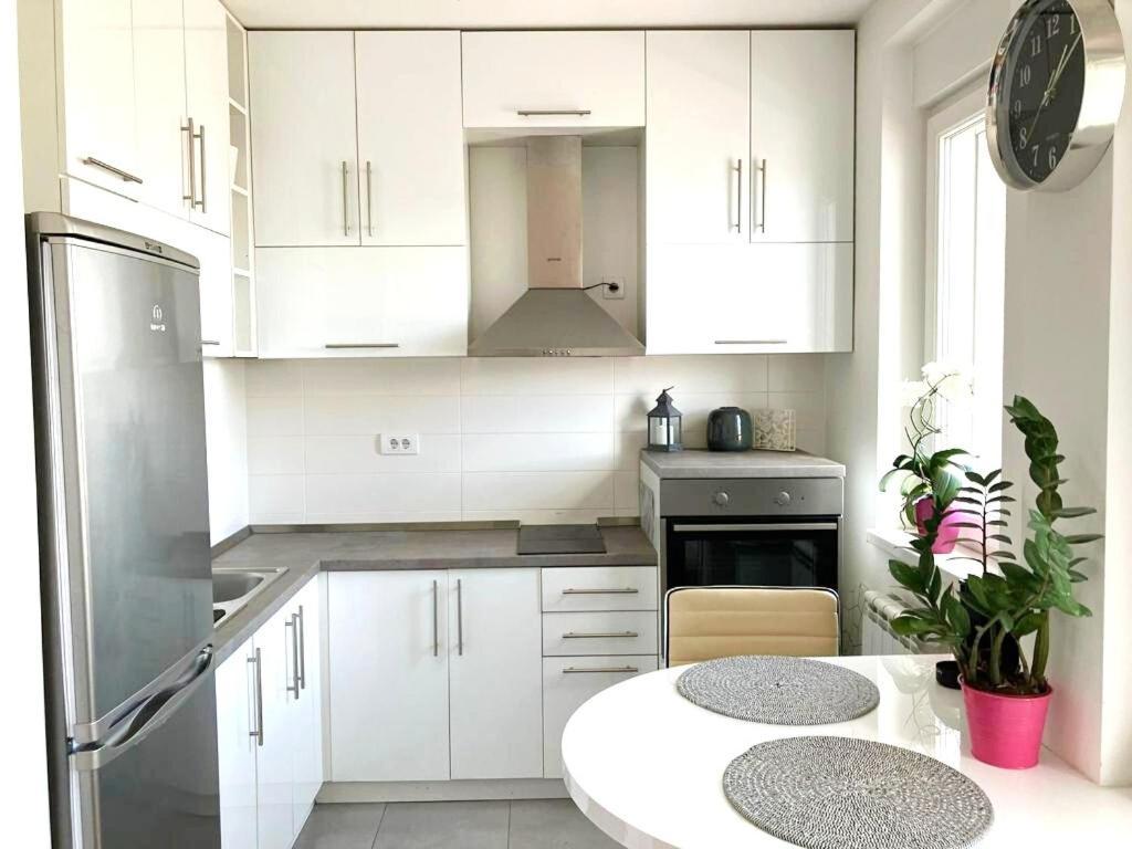 Апартаменты Cozy Nest Savada Белград Экстерьер фото